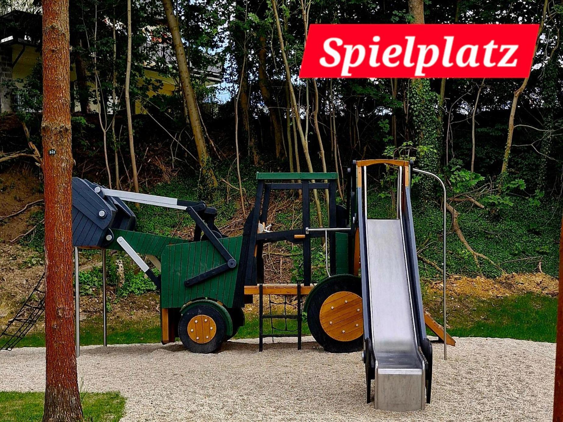 Ferienwohnung "Blick Mylau" - Naehe Freizeitpark Plohn & Weltgroesster Ziegelsteinbruecke Райхенбах-им-Фогтланд Экстерьер фото